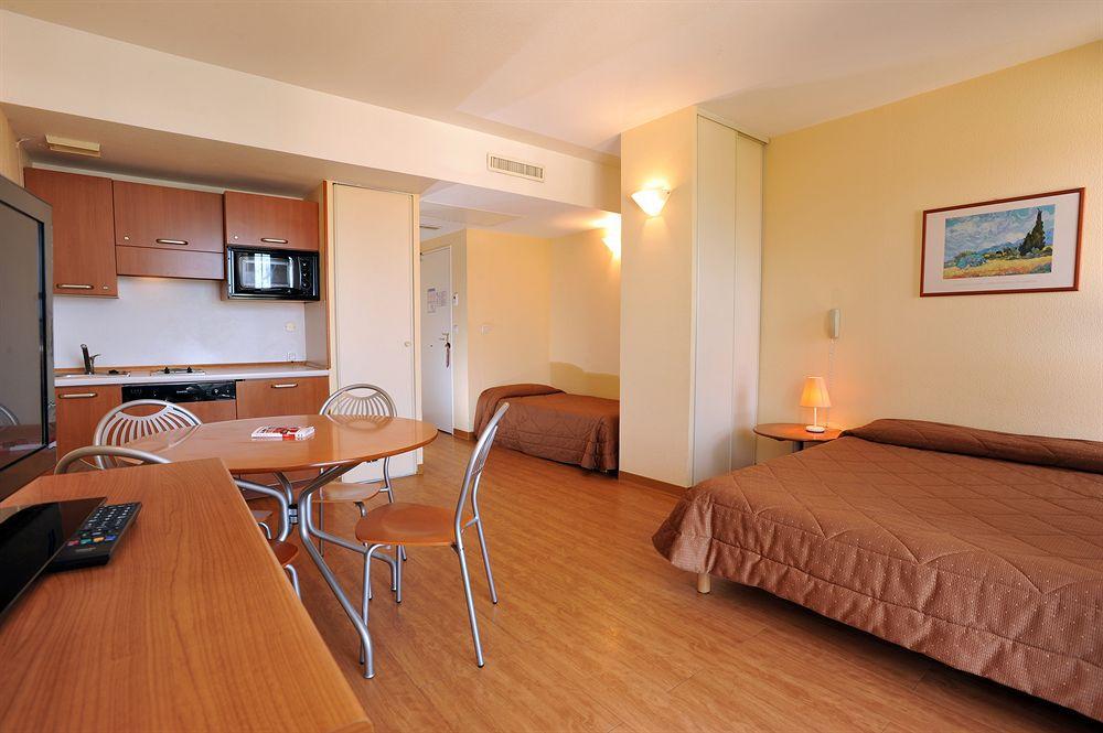 Inter-Hotel Sea Side Park Villeneuve-Loubet Ngoại thất bức ảnh