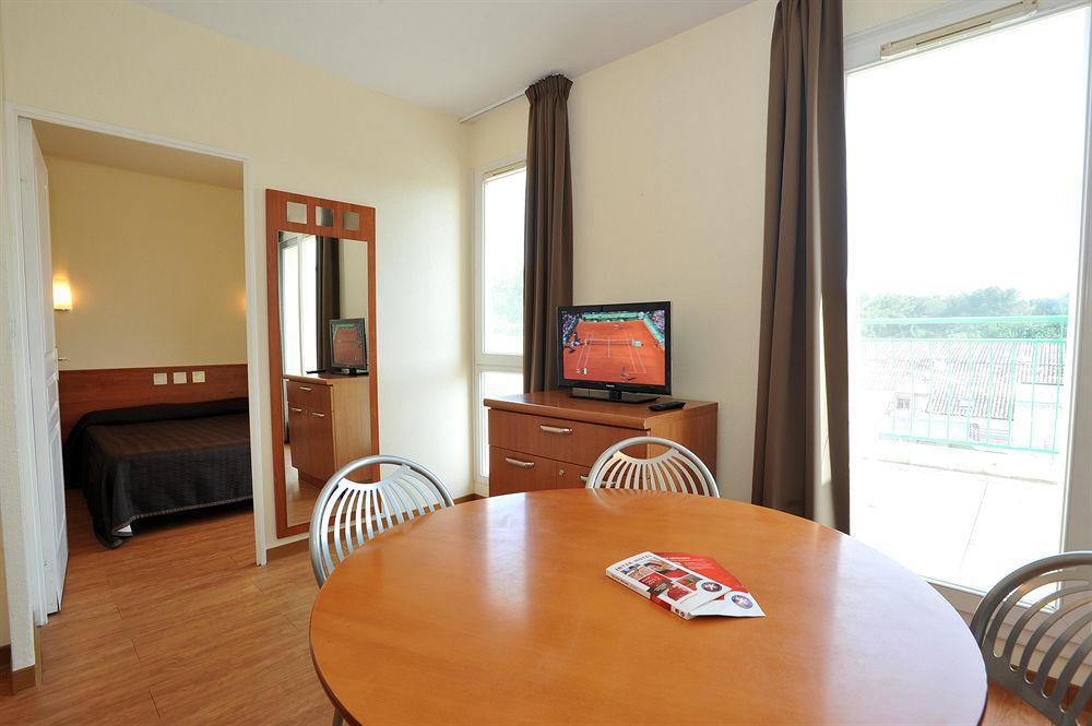 Inter-Hotel Sea Side Park Villeneuve-Loubet Ngoại thất bức ảnh